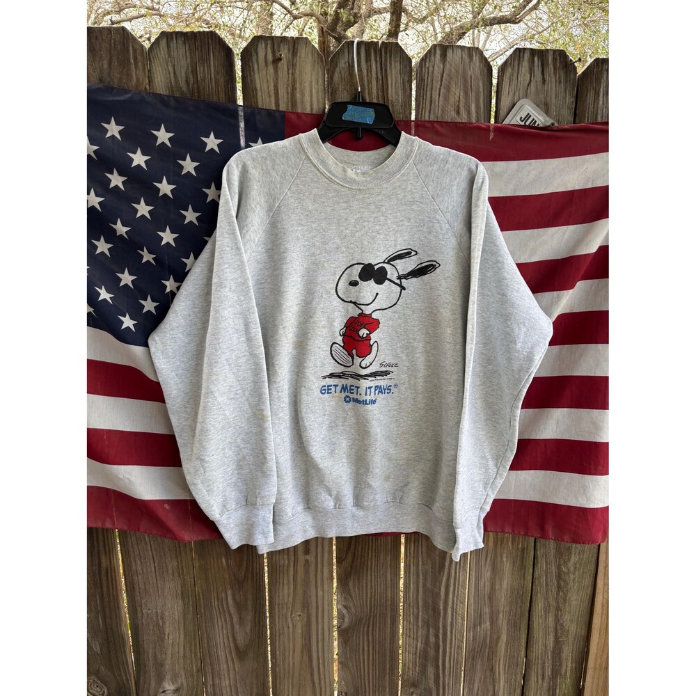 Metlife Get Met. It Pays. Snoopy Peanuts Graphic Crewneck by Schulz Size XL